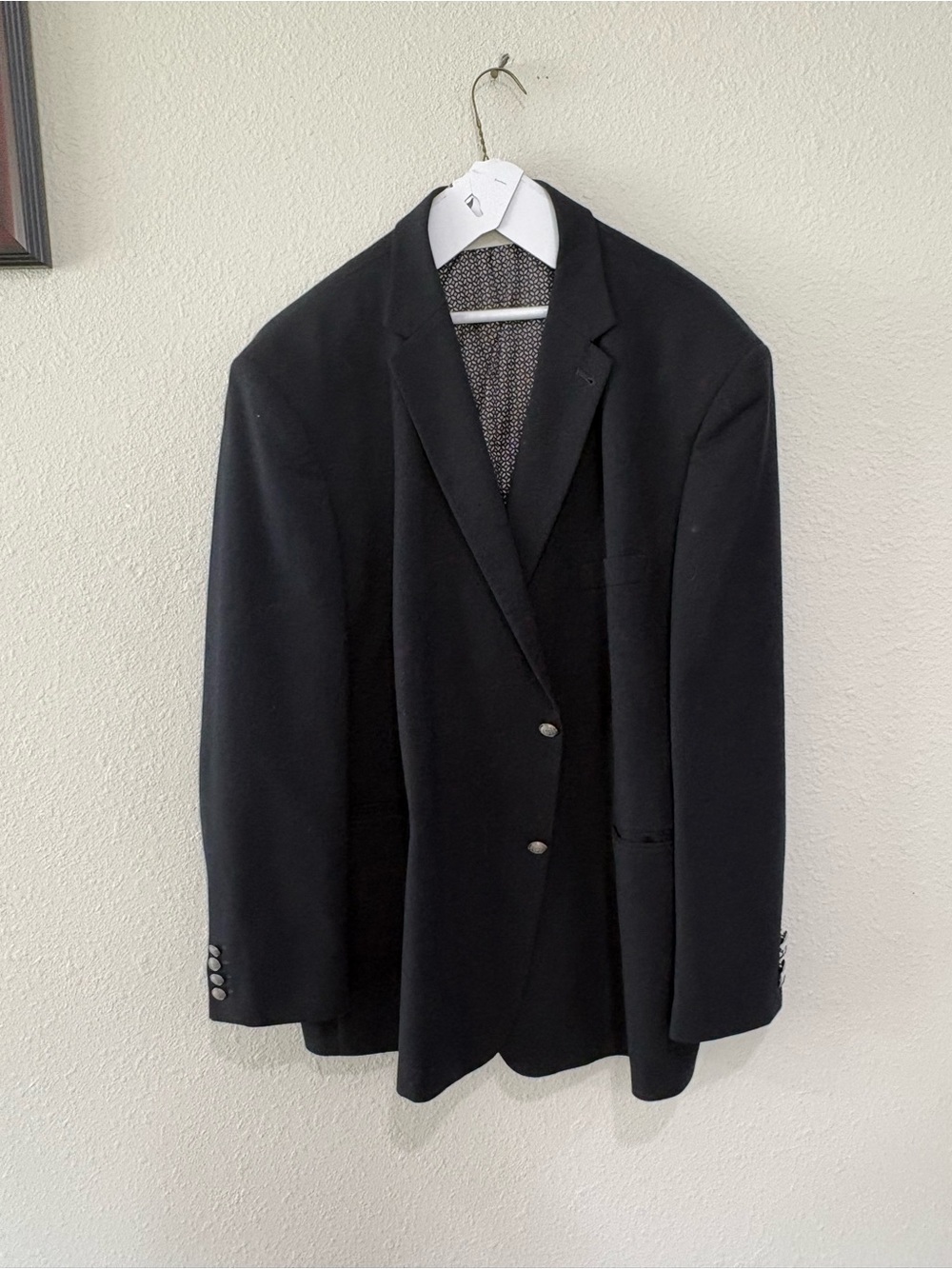 Classic dark navy Men's Two-Button Blazer